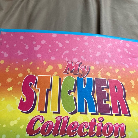 Vintage 90s Lisa Frank sticker binder - Picture 3 of 8